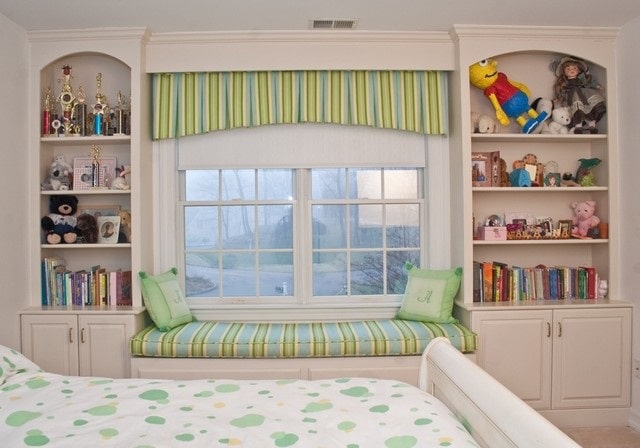 پنجره برای اتاق کودک