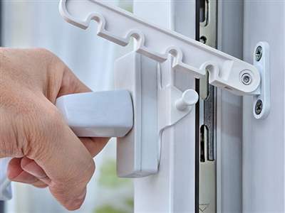 لیست قیمت انواع یراق آلات درب و پنجره